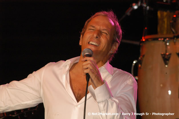 Michael Bolton - Air Jamaica Jazz & Blues Festival 2007 - The Art of Music -  Thursday, January 25th - 10th Anniversary - Air Jamaica Jazz & Blues Festival 2007 - The Art of Music - Tuesday, January 23 - Saturday, January 27, 2007, The Aqueduct on Rose Hall, Montego Bay, Jamaica - Negril Travel Guide, Negril Jamaica WI - http://www.negriltravelguide.com - info@negriltravelguide.com...!