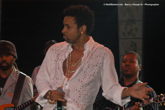 Shaggy @ The Aqueduct on Rose Hall - Friday, January 26, 2007 - 10th Anniversary - Air Jamaica Jazz & Blues Festival 2007 - The Art of Music - Tuesday, January 23 - Saturday, January 27, 2007, The Aqueduct on Rose Hall, Montego Bay, Jamaica - Negril Travel Guide, Negril Jamaica WI - http://www.negriltravelguide.com - info@negriltravelguide.com...!