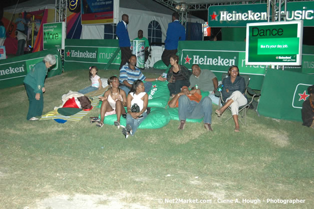 Venue & Audience - Air Jamaica Jazz & Blues Festival 2007 - The Art of Music -  Thursday, January 25th - 10th Anniversary - Air Jamaica Jazz & Blues Festival 2007 - The Art of Music - Tuesday, January 23 - Saturday, January 27, 2007, The Aqueduct on Rose Hall, Montego Bay, Jamaica - Negril Travel Guide, Negril Jamaica WI - http://www.negriltravelguide.com - info@negriltravelguide.com...!