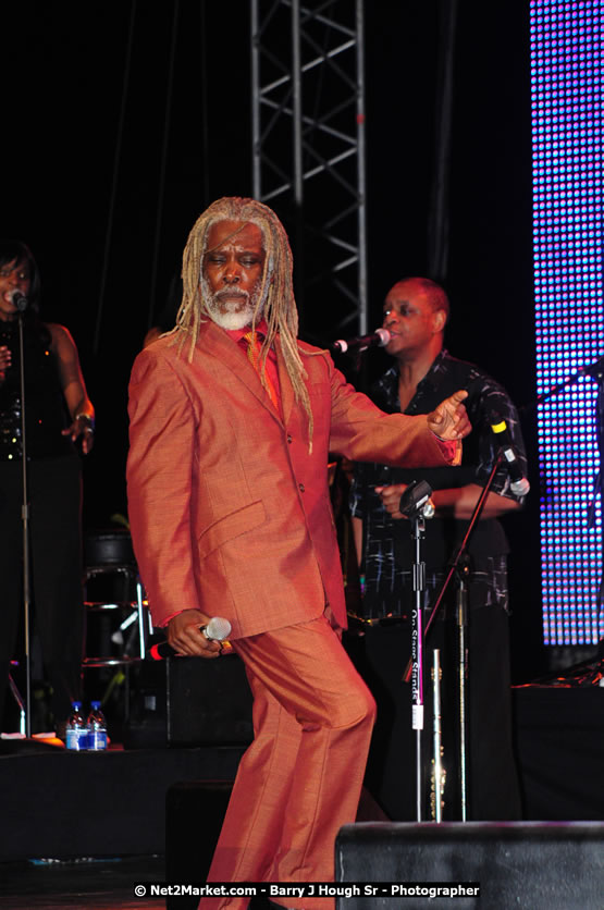 Billy Ocean at the Air Jamaica Jazz and Blues Festival 2008 The Art of Music - Saturday, January 26, 2008 - Air Jamaica Jazz & Blues 2008 The Art of Music venue at the Aqaueduct on Rose Hall Resort & Counrty Club, Montego Bay, St. James, Jamaica W.I. - Thursday, January 24 - Saturday, January 26, 2008 - Photographs by Net2Market.com - Claudine Housen & Barry J. Hough Sr, Photographers - Negril Travel Guide, Negril Jamaica WI - http://www.negriltravelguide.com - info@negriltravelguide.com...!