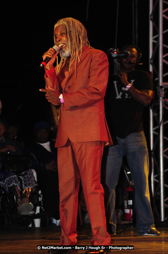 Billy Ocean at the Air Jamaica Jazz and Blues Festival 2008 The Art of Music - Saturday, January 26, 2008 - Air Jamaica Jazz & Blues 2008 The Art of Music venue at the Aqaueduct on Rose Hall Resort & Counrty Club, Montego Bay, St. James, Jamaica W.I. - Thursday, January 24 - Saturday, January 26, 2008 - Photographs by Net2Market.com - Claudine Housen & Barry J. Hough Sr, Photographers - Negril Travel Guide, Negril Jamaica WI - http://www.negriltravelguide.com - info@negriltravelguide.com...!