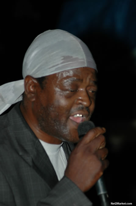 Live in Concert - Sugar Minott - Bobby Dread - Swallow - backed by the Indika Band - Boubon Beach Restaurant, Beach Bar & Oceanfront Accommodations - Negril Travel Guide, Negril Jamaica WI - http://www.negriltravelguide.com - info@negriltravelguide.com...!