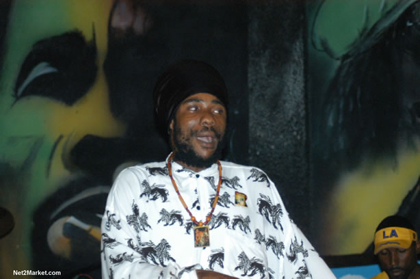 Reggae Superstar - Bush Man @ Bourbon Beach with Boddy Dread & Singing Honour - Presented by Our Music Promotions - Omar & Ama-Donna - Saturday, May 14, 2005 - Negril Travel Guide, Negril Jamaica WI - http://www.negriltravelguide.com - info@negriltravelguide.com...!