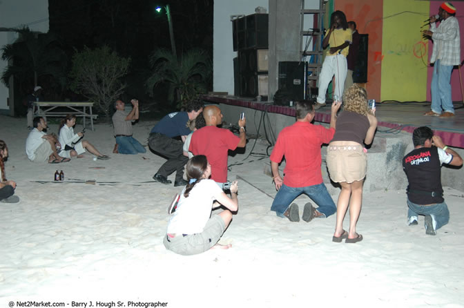 John Holt at Bourbon Beach - Saturday, January 21, 2006 - Negril Travel Guide, Negril Jamaica WI - http://www.negriltravelguide.com - info@negriltravelguide.com...!