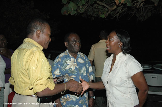 Send Off Party at Travellers Beach Resort - Caribbean Medical Mission, Sunday, October 22, 2006 - Negril Travel Guide, Negril Jamaica WI - http://www.negriltravelguide.com - info@negriltravelguide.com...!