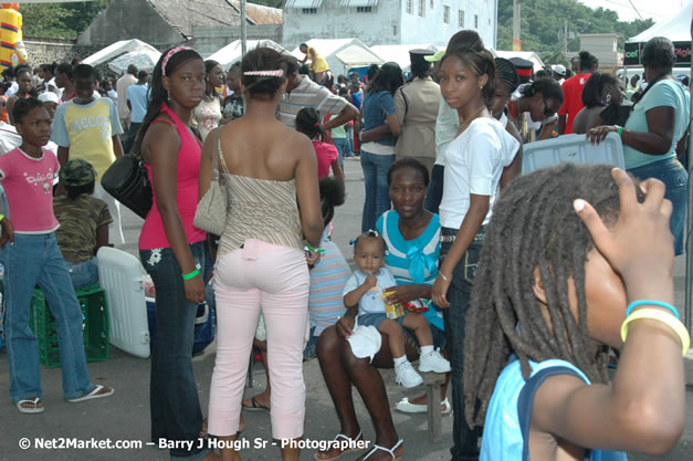 Cross De Harbour @ Lucea Car Park presented by Linkz Entertainment in association with Lucea Chamber of Commerce - Featuring Freddy Mc Gregor, Iley Dread, Mr. Vegas, Lt. Elmo, Champagne, Merital, CC, Brillant, TQ, Mad Dog, Chumps - Lucea, Hanover, Jamaica - Negril Travel Guide.com, Negril Jamaica WI - http://www.negriltravelguide.com - info@negriltravelguide.com...!