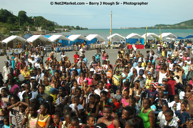 Cross De Harbour @ Lucea Car Park presented by Linkz Entertainment in association with Lucea Chamber of Commerce - Featuring Freddy Mc Gregor, Iley Dread, Mr. Vegas, Lt. Elmo, Champagne, Merital, CC, Brillant, TQ, Mad Dog, Chumps - Lucea, Hanover, Jamaica - Negril Travel Guide.com, Negril Jamaica WI - http://www.negriltravelguide.com - info@negriltravelguide.com...!