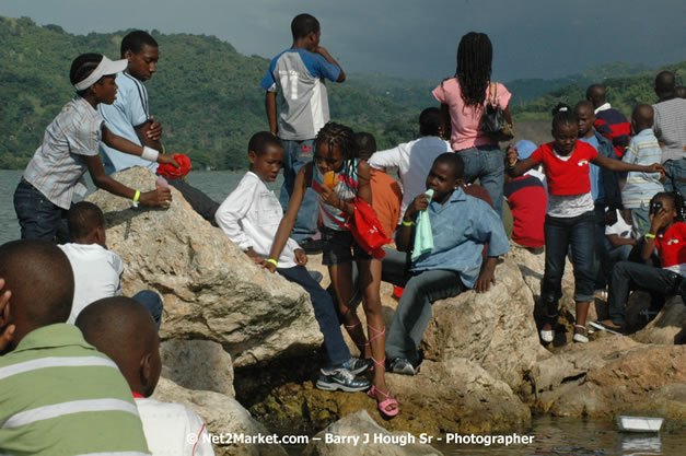 Cross De Harbour @ Lucea Car Park presented by Linkz Entertainment in association with Lucea Chamber of Commerce - Featuring Freddy Mc Gregor, Iley Dread, Mr. Vegas, Lt. Elmo, Champagne, Merital, CC, Brillant, TQ, Mad Dog, Chumps - Lucea, Hanover, Jamaica - Negril Travel Guide.com, Negril Jamaica WI - http://www.negriltravelguide.com - info@negriltravelguide.com...!