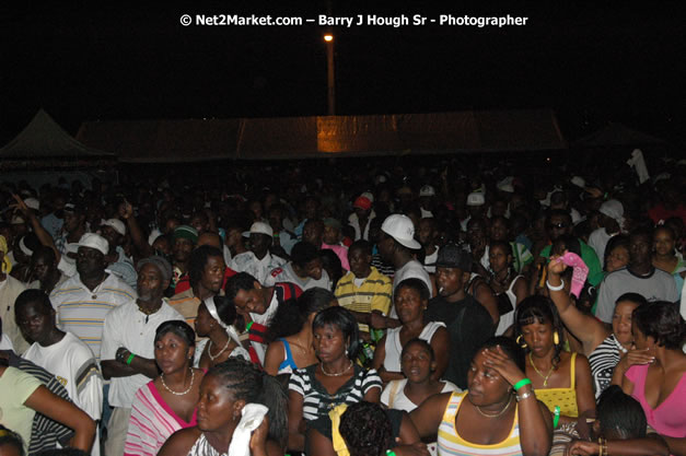 Cross De Harbour @ Lucea Car Park presented by Linkz Entertainment in association with Lucea Chamber of Commerce - Featuring Freddy Mc Gregor, Iley Dread, Mr. Vegas, Lt. Elmo, Champagne, Merital, CC, Brillant, TQ, Mad Dog, Chumps - Lucea, Hanover, Jamaica - Negril Travel Guide.com, Negril Jamaica WI - http://www.negriltravelguide.com - info@negriltravelguide.com...!