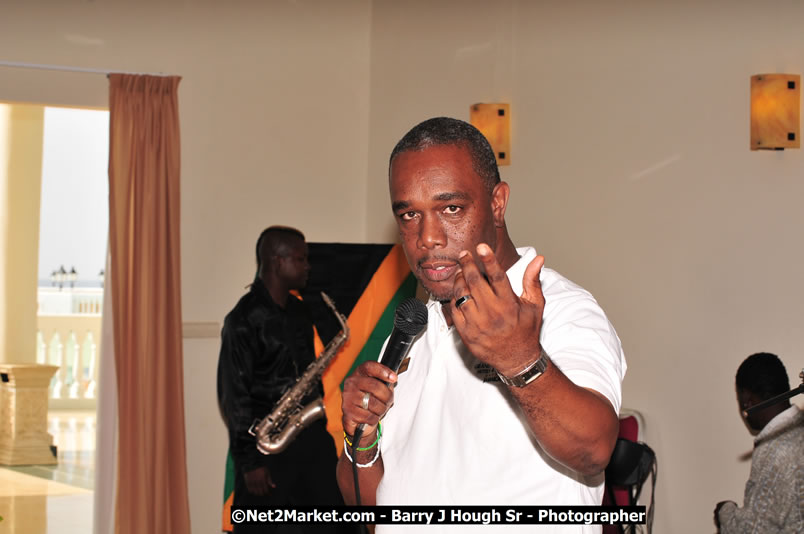 Investment & Business Forum - Brand Jamaica @ Grand Palladium Resort & Spa [Fiesta] - Friday, August 8, 2008 - Hanover Homecoming Foundation LTD Jamaica - Wherever you roam ... Hanover bids you ... come HOME - Sunday, August 3 to Saturday, August 9, 2008 - Hanover Jamaica - Photographs by Net2Market.com - Barry J. Hough Sr. Photojournalist/Photograper - Photographs taken with a Nikon D300 - Negril Travel Guide, Negril Jamaica WI - http://www.negriltravelguide.com - info@negriltravelguide.com...!