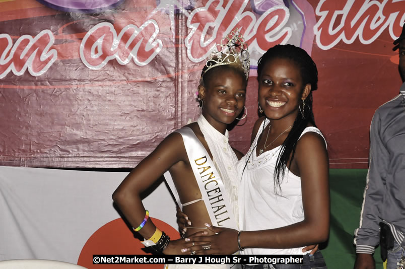 International Dancehall Queen Competition - Big Head Promotions Presents the Red Label Wine Dancehall Queen Competition - Saturday, July 26, 2008 @ Pier One, Montego Bay, Jamaica W.I. - Photographs by Net2Market.com - Barry J. Hough Sr. Photojournalist/Photograper - Photographs taken with a Nikon D300 - Negril Travel Guide, Negril Jamaica WI - http://www.negriltravelguide.com - info@negriltravelguide.com...!