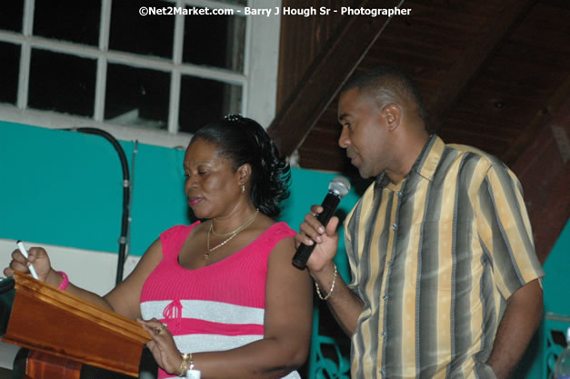 JUTA Tours Negril Chapter Annual Meeting - Clive Gordon Re-Elected as President, May 30, 2007, Negril Hills Golf Course, Sheffield, Westmoreland, Jamaica, W.I.  - Photographs by Net2Market.com - Negril Travel Guide, Negril Jamaica WI - http://www.negriltravelguide.com - info@negriltravelguide.com...!