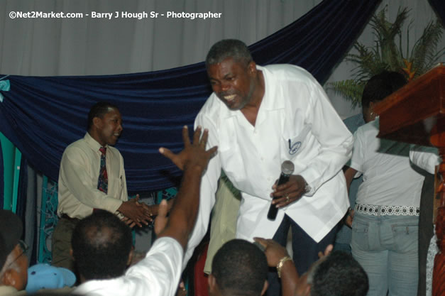 JUTA Tours Negril Chapter Annual Meeting - Clive Gordon Re-Elected as President, May 30, 2007, Negril Hills Golf Course, Sheffield, Westmoreland, Jamaica, W.I.  - Photographs by Net2Market.com - Negril Travel Guide, Negril Jamaica WI - http://www.negriltravelguide.com - info@negriltravelguide.com...!