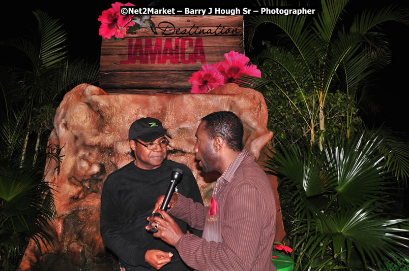 Minister of Tourism, Edmund Bartlett @ Jamaica Jazz and Blues Festival 2009 - Presented by Air Jamaica - Thursday, January 22, 2009 - Venue at the Aqueduct on Rose Hall Resort &amp; Country Club, Montego Bay, Jamaica - Thursday, January 22 - Saturday, January 24, 2009 - Photographs by Net2Market.com - Barry J. Hough Sr, Photographer/Photojournalist - Negril Travel Guide, Negril Jamaica WI - http://www.negriltravelguide.com - info@negriltravelguide.com...!