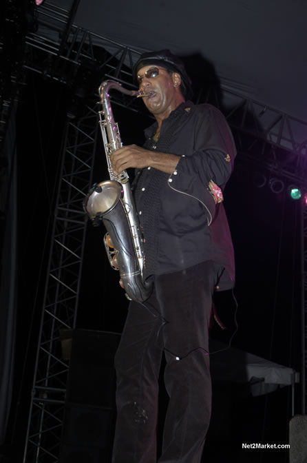 Arturo Tappin - Air Jamaica Jazz & Blues 2005 - The Art Of Music - Cinnamon Hill Golf Course, Rose Hall, Montego Bay - Negril Travel Guide, Negril Jamaica WI - http://www.negriltravelguide.com - info@negriltravelguide.com...!