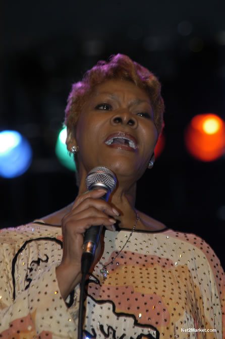 Dionne Warwick - Air Jamaica Jazz & Blues 2005 - The Art Of Music - Cinnamon Hill Golf Course, Rose Hall, Montego Bay - Negril Travel Guide, Negril Jamaica WI - http://www.negriltravelguide.com - info@negriltravelguide.com...!