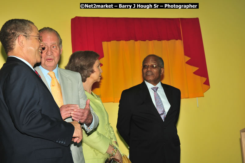 The Unveiling Of The Commemorative Plaque By The Honourable Prime Minister, Orette Bruce Golding, MP, And Their Majesties, King Juan Carlos I And Queen Sofia Of Spain - On Wednesday, February 18, 2009, Marking The Completion Of The Expansion Of Sangster International Airport, Venue at Sangster International Airport, Montego Bay, St James, Jamaica - Wednesday, February 18, 2009 - Photographs by Net2Market.com - Barry J. Hough Sr, Photographer/Photojournalist - Negril Travel Guide, Negril Jamaica WI - http://www.negriltravelguide.com - info@negriltravelguide.com...!