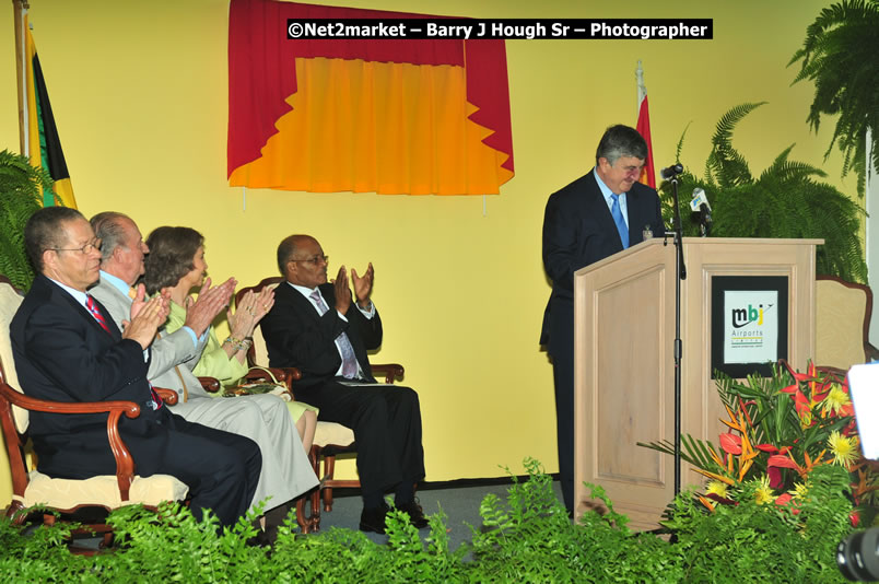 The Unveiling Of The Commemorative Plaque By The Honourable Prime Minister, Orette Bruce Golding, MP, And Their Majesties, King Juan Carlos I And Queen Sofia Of Spain - On Wednesday, February 18, 2009, Marking The Completion Of The Expansion Of Sangster International Airport, Venue at Sangster International Airport, Montego Bay, St James, Jamaica - Wednesday, February 18, 2009 - Photographs by Net2Market.com - Barry J. Hough Sr, Photographer/Photojournalist - Negril Travel Guide, Negril Jamaica WI - http://www.negriltravelguide.com - info@negriltravelguide.com...!