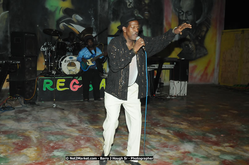 Leroy Sibbles and Gregory Isaacs at Bourbon Beach - Monday, February 11, 2008 - Bourbon Beach, Norman Manley Boulevard, Negril, Westmoreland, Jamaica W.I. - Photographs by Net2Market.com - Barry J. Hough Sr, Photographer - Negril Travel Guide, Negril Jamaica WI - http://www.negriltravelguide.com - info@negriltravelguide.com...!