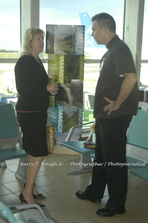 US Airways Inaugurtes New Service from Phoenix Sky Harbor International Airport to Sangster International Airport, Friday, December 18, 2009, Sangster International Airport, Montego Bay, St. James, Jamaica W.I. - Photographs by Net2Market.com - Barry J. Hough Sr, Photographer/Photojournalist - The Negril Travel Guide - Negril's and Jamaica's Number One Concert Photography Web Site with over 40,000 Jamaican Concert photographs Published -  Negril Travel Guide, Negril Jamaica WI - http://www.negriltravelguide.com - info@negriltravelguide.com...!