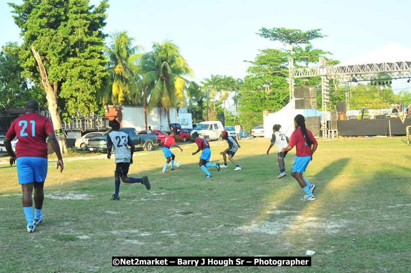 Marley Magic Traffic Jam - Celebrity Football @ Spring Break - Saturday, March 21, 2009 - Also Featuring: Kelley, Capleton, Junior Reid, Spragga Benz, Wayne Marshall, Munga, Romaine Virgo,Embee, Bango Herman, Flava K, Whisky Baggio, Andrew and Wadda Blood, Black Am I, Packa, Venue at Waz Beach, Norman Manley Boulevard, Negril Westmoreland, Jamaica - Saturday, March 21, 2009 - Photographs by Net2Market.com - Barry J. Hough Sr, Photographer/Photojournalist - Negril Travel Guide, Negril Jamaica WI - http://www.negriltravelguide.com - info@negriltravelguide.com...!