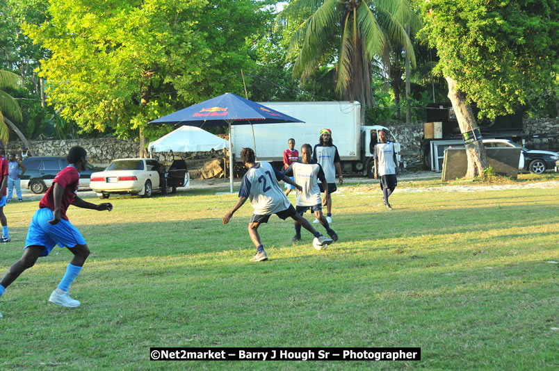 Marley Magic Traffic Jam - Celebrity Football @ Spring Break - Saturday, March 21, 2009 - Also Featuring: Kelley, Capleton, Junior Reid, Spragga Benz, Wayne Marshall, Munga, Romaine Virgo,Embee, Bango Herman, Flava K, Whisky Baggio, Andrew and Wadda Blood, Black Am I, Packa, Venue at Waz Beach, Norman Manley Boulevard, Negril Westmoreland, Jamaica - Saturday, March 21, 2009 - Photographs by Net2Market.com - Barry J. Hough Sr, Photographer/Photojournalist - Negril Travel Guide, Negril Jamaica WI - http://www.negriltravelguide.com - info@negriltravelguide.com...!