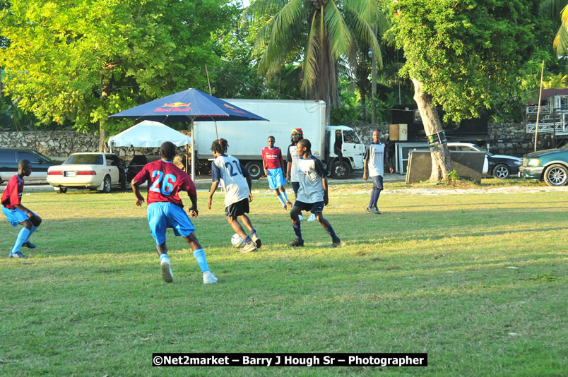 Marley Magic Traffic Jam - Celebrity Football @ Spring Break - Saturday, March 21, 2009 - Also Featuring: Kelley, Capleton, Junior Reid, Spragga Benz, Wayne Marshall, Munga, Romaine Virgo,Embee, Bango Herman, Flava K, Whisky Baggio, Andrew and Wadda Blood, Black Am I, Packa, Venue at Waz Beach, Norman Manley Boulevard, Negril Westmoreland, Jamaica - Saturday, March 21, 2009 - Photographs by Net2Market.com - Barry J. Hough Sr, Photographer/Photojournalist - Negril Travel Guide, Negril Jamaica WI - http://www.negriltravelguide.com - info@negriltravelguide.com...!