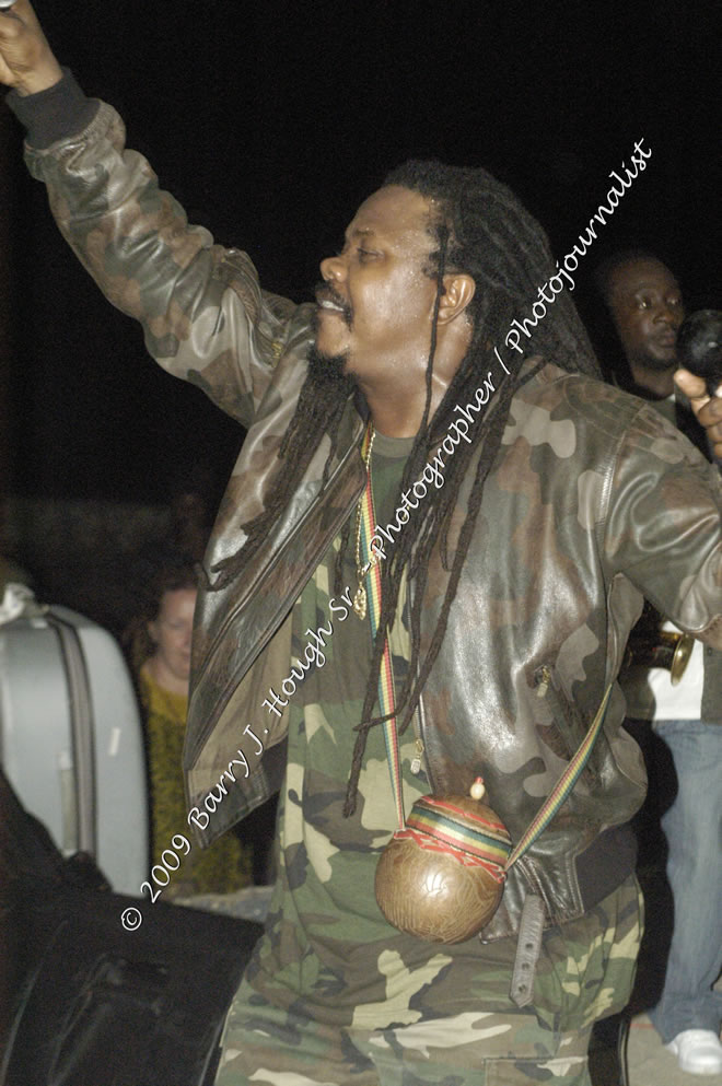  Luciano "Live in Concert" Negril Escape Resort & Spa, Openning Acts: Justice Merchant, and Timmi Burrell, Backing Band: JAH Messenjah, One Love Reggae Summer Series, West End, Negril, Westmoreland, Jamaica W.I. - Tuesday, August 11, 2009 - Photographs by Barry J. Hough Sr. Photojournalist/Photograper - Photographs taken with a Nikon D70, D100, or D300 - Negril Travel Guide, Negril Jamaica WI - http://www.negriltravelguide.com - info@negriltravelguide.com...!