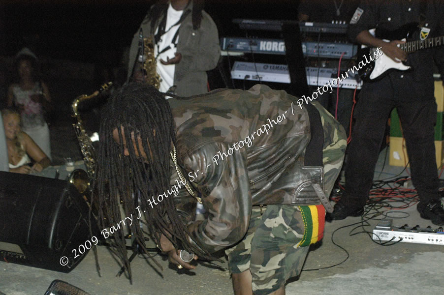  Luciano "Live in Concert" Negril Escape Resort & Spa, Openning Acts: Justice Merchant, and Timmi Burrell, Backing Band: JAH Messenjah, One Love Reggae Summer Series, West End, Negril, Westmoreland, Jamaica W.I. - Tuesday, August 11, 2009 - Photographs by Barry J. Hough Sr. Photojournalist/Photograper - Photographs taken with a Nikon D70, D100, or D300 - Negril Travel Guide, Negril Jamaica WI - http://www.negriltravelguide.com - info@negriltravelguide.com...!