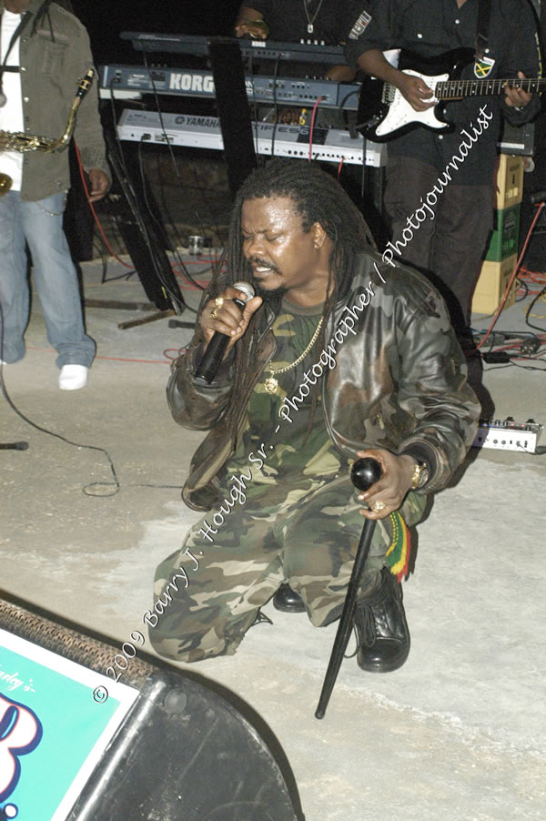  Luciano "Live in Concert" Negril Escape Resort & Spa, Openning Acts: Justice Merchant, and Timmi Burrell, Backing Band: JAH Messenjah, One Love Reggae Summer Series, West End, Negril, Westmoreland, Jamaica W.I. - Tuesday, August 11, 2009 - Photographs by Barry J. Hough Sr. Photojournalist/Photograper - Photographs taken with a Nikon D70, D100, or D300 - Negril Travel Guide, Negril Jamaica WI - http://www.negriltravelguide.com - info@negriltravelguide.com...!