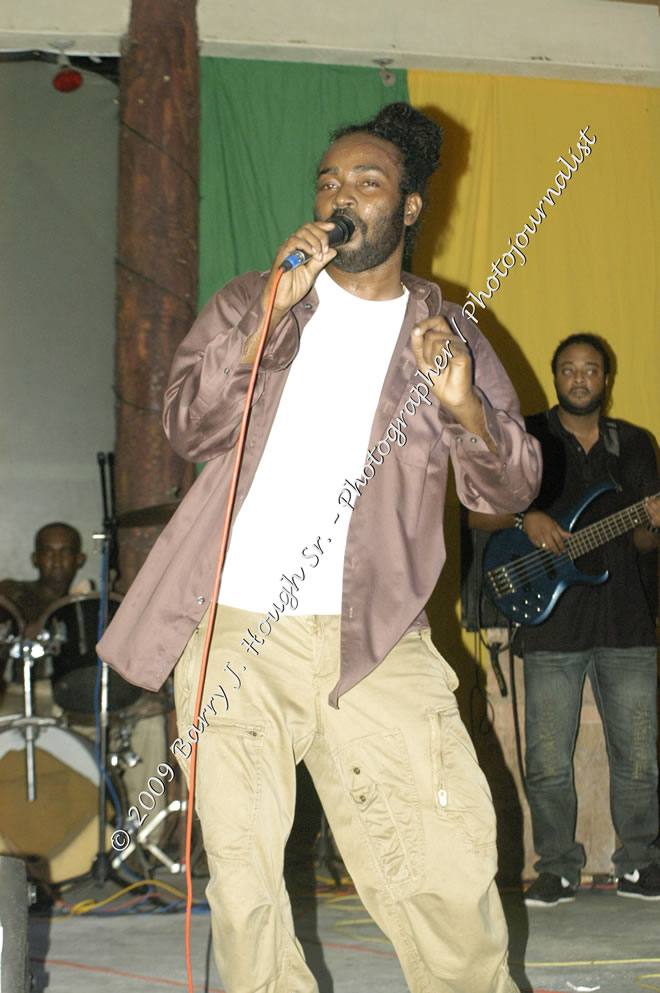  Queen Ifrica "Live in Concert" Negril Escape Resort & Spa, Openning Acts: Edge Michael, and Fyakin, One Love Reggae Summer Series, West End, Negril, Westmoreland, Jamaica W.I. - Tuesday, August 4, 2009 - Photographs by Barry J. Hough Sr. Photojournalist/Photograper - Photographs taken with a Nikon D70, D100, or D300 - Negril Travel Guide, Negril Jamaica WI - http://www.negriltravelguide.com - info@negriltravelguide.com...!