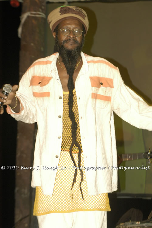 Freddy McGregor - Live In Concert @ Negril Escape Resort and Spa, One Love Drive, West End, Negril, Westmoreland, Jamaica W.I. - Photographs by Net2Market.com - Barry J. Hough Sr, Photographer/Photojournalist - Negril Travel Guide, Negril Jamaica WI - http://www.negriltravelguide.com - info@negriltravelguide.com...!