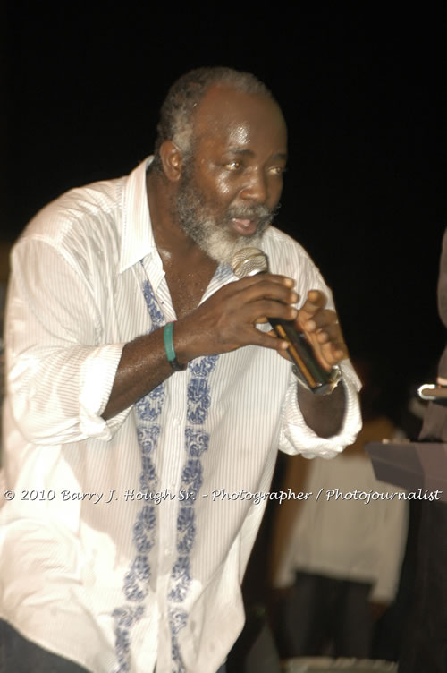 Freddy McGregor - Live In Concert @ Negril Escape Resort and Spa, One Love Drive, West End, Negril, Westmoreland, Jamaica W.I. - Photographs by Net2Market.com - Barry J. Hough Sr, Photographer/Photojournalist - Negril Travel Guide, Negril Jamaica WI - http://www.negriltravelguide.com - info@negriltravelguide.com...!