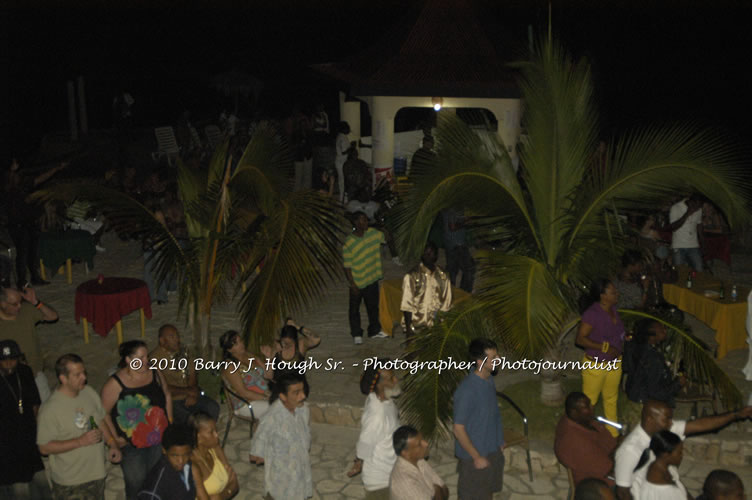 JAH Cure - Live In Concert @ Negril Escape Resort and Spa, December 15, 2009, One Love Drive, West End, Negril, Westmoreland, Jamaica W.I. - Photographs by Net2Market.com - Barry J. Hough Sr, Photographer/Photojournalist - Negril Travel Guide, Negril Jamaica WI - http://www.negriltravelguide.com - info@negriltravelguide.com...!