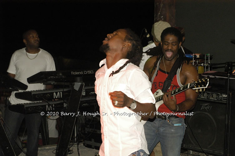 JAH Cure - Live In Concert @ Negril Escape Resort and Spa, December 15, 2009, One Love Drive, West End, Negril, Westmoreland, Jamaica W.I. - Photographs by Net2Market.com - Barry J. Hough Sr, Photographer/Photojournalist - Negril Travel Guide, Negril Jamaica WI - http://www.negriltravelguide.com - info@negriltravelguide.com...!