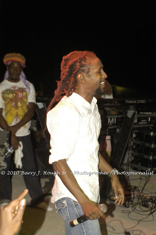 JAH Cure - Live In Concert @ Negril Escape Resort and Spa, December 15, 2009, One Love Drive, West End, Negril, Westmoreland, Jamaica W.I. - Photographs by Net2Market.com - Barry J. Hough Sr, Photographer/Photojournalist - Negril Travel Guide, Negril Jamaica WI - http://www.negriltravelguide.com - info@negriltravelguide.com...!