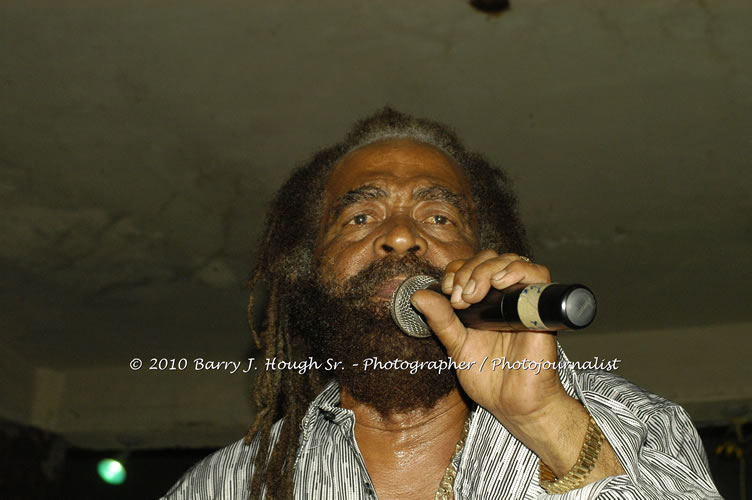 John Holt - Live in Concert - Also featuring Uprising Bank, plus DJ Gemini @ One Love Reggae Concerts Series 09/10 @ Negril Escape Resort & Spa, February 9, 2010, One Love Drive, West End, Negril, Westmoreland, Jamaica W.I. - Photographs by Net2Market.com - Barry J. Hough Sr, Photographer/Photojournalist - The Negril Travel Guide - Negril's and Jamaica's Number One Concert Photography Web Site with over 40,000 Jamaican Concert photographs Published -  Negril Travel Guide, Negril Jamaica WI - http://www.negriltravelguide.com - info@negriltravelguide.com...!