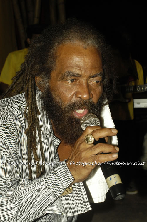 John Holt - Live in Concert - Also featuring Uprising Bank, plus DJ Gemini @ One Love Reggae Concerts Series 09/10 @ Negril Escape Resort & Spa, February 9, 2010, One Love Drive, West End, Negril, Westmoreland, Jamaica W.I. - Photographs by Net2Market.com - Barry J. Hough Sr, Photographer/Photojournalist - The Negril Travel Guide - Negril's and Jamaica's Number One Concert Photography Web Site with over 40,000 Jamaican Concert photographs Published -  Negril Travel Guide, Negril Jamaica WI - http://www.negriltravelguide.com - info@negriltravelguide.com...!