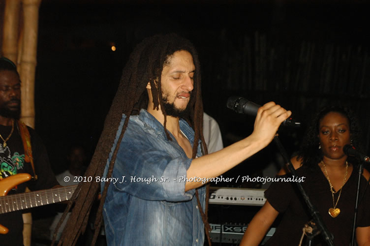 Julian Marley - Grammy Nominee & Son of the Legend Bob Marley - Live in Concert - Also featuring Ras Noble, Power Drill, Iron Head, & Robin Banks - Backing Band Roots Warrior, plus DJ Gemini @ One Love Reggae Concerts Series 09/10 @ Negril Escape Resort & Spa, February 2, 2010, One Love Drive, West End, Negril, Westmoreland, Jamaica W.I. - Photographs by Net2Market.com - Barry J. Hough Sr, Photographer/Photojournalist - The Negril Travel Guide - Negril's and Jamaica's Number One Concert Photography Web Site with over 40,000 Jamaican Concert photographs Published -  Negril Travel Guide, Negril Jamaica WI - http://www.negriltravelguide.com - info@negriltravelguide.com...!