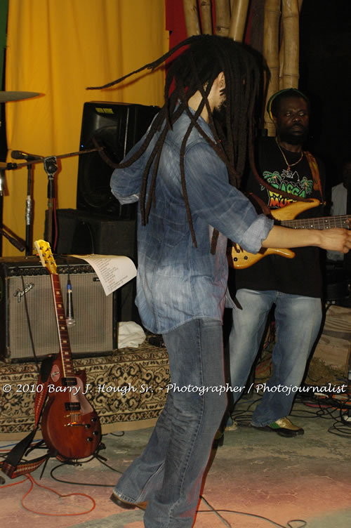 Julian Marley - Grammy Nominee & Son of the Legend Bob Marley - Live in Concert - Also featuring Ras Noble, Power Drill, Iron Head, & Robin Banks - Backing Band Roots Warrior, plus DJ Gemini @ One Love Reggae Concerts Series 09/10 @ Negril Escape Resort & Spa, February 2, 2010, One Love Drive, West End, Negril, Westmoreland, Jamaica W.I. - Photographs by Net2Market.com - Barry J. Hough Sr, Photographer/Photojournalist - The Negril Travel Guide - Negril's and Jamaica's Number One Concert Photography Web Site with over 40,000 Jamaican Concert photographs Published -  Negril Travel Guide, Negril Jamaica WI - http://www.negriltravelguide.com - info@negriltravelguide.com...!