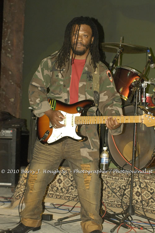 Julian Marley - Grammy Nominee & Son of the Legend Bob Marley - Live in Concert - Also featuring Ras Noble, Power Drill, Iron Head, & Robin Banks - Backing Band Roots Warrior, plus DJ Gemini @ One Love Reggae Concerts Series 09/10 @ Negril Escape Resort & Spa, February 2, 2010, One Love Drive, West End, Negril, Westmoreland, Jamaica W.I. - Photographs by Net2Market.com - Barry J. Hough Sr, Photographer/Photojournalist - The Negril Travel Guide - Negril's and Jamaica's Number One Concert Photography Web Site with over 40,000 Jamaican Concert photographs Published -  Negril Travel Guide, Negril Jamaica WI - http://www.negriltravelguide.com - info@negriltravelguide.com...!