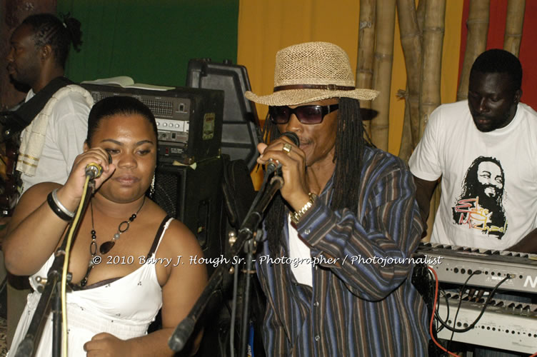 Marcia Griffiths & Edge Michael - Live In Concert - One Love Reggae Concert Series 09/10 @ Negril Escape Resort and Spa, December 29, 2009, One Love Drive, West End, Negril, Westmoreland, Jamaica W.I. - Photographs by Net2Market.com - Barry J. Hough Sr, Photographer/Photojournalist - Negril Travel Guide, Negril Jamaica WI - http://www.negriltravelguide.com - info@negriltravelguide.com...!