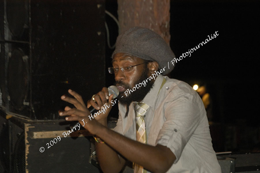  Tarrus Riley - Live in Concert - at the One Love Reggae Concert Series 09/10 @ Negril Escape Resort & Spa - Also Featuring: Mistic Bowie, Monday Justice, Cash, Dean Frazier - DJ Gemini - MC Oliver Cargill, Negril Escape Resort & Spa, One Love Drive, West End, Negril, Westmoreland, Jamaica W.I. - Tuesday, November 17, 2009 - Photographs by Net2Market.com - Barry J. Hough Sr, Photographer / Photojournalist - Photos taken with a Nikon D70, D100, or D300 - Negril Travel Guide, Negril Jamaica WI - http://www.negriltravelguide.com - info@negriltravelguide.com...!