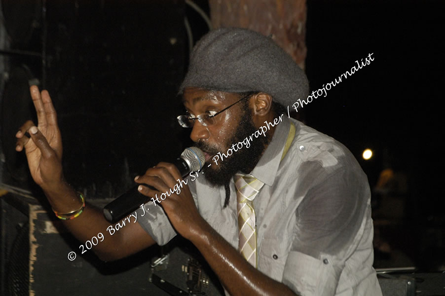  Tarrus Riley - Live in Concert - at the One Love Reggae Concert Series 09/10 @ Negril Escape Resort & Spa - Also Featuring: Mistic Bowie, Monday Justice, Cash, Dean Frazier - DJ Gemini - MC Oliver Cargill, Negril Escape Resort & Spa, One Love Drive, West End, Negril, Westmoreland, Jamaica W.I. - Tuesday, November 17, 2009 - Photographs by Net2Market.com - Barry J. Hough Sr, Photographer / Photojournalist - Photos taken with a Nikon D70, D100, or D300 - Negril Travel Guide, Negril Jamaica WI - http://www.negriltravelguide.com - info@negriltravelguide.com...!