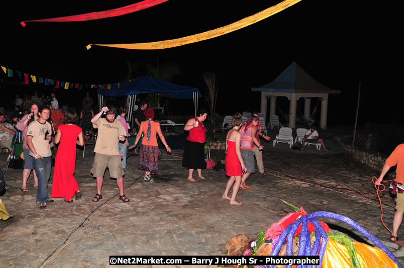 Chinese New Year @ The Sunset Show at Negril Escape - Tuesday, January 27, 2009 - Live Reggae Music at Negril Escape - Tuesday Nights 6:00PM to 10:00 PM - Photographs by Net2Market.com - Barry J. Hough Sr, Photographer/Photojournalist - Negril Travel Guide, Negril Jamaica WI - http://www.negriltravelguide.com - info@negriltravelguide.com...!