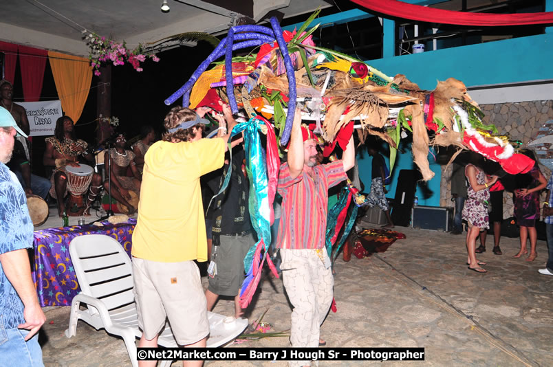 Chinese New Year @ The Sunset Show at Negril Escape - Tuesday, January 27, 2009 - Live Reggae Music at Negril Escape - Tuesday Nights 6:00PM to 10:00 PM - Photographs by Net2Market.com - Barry J. Hough Sr, Photographer/Photojournalist - Negril Travel Guide, Negril Jamaica WI - http://www.negriltravelguide.com - info@negriltravelguide.com...!