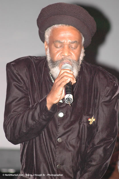 The Abyssinians @ Tru-Juice Rebel Salute 2007 - Saturday, January 13, 2007, Port Kaiser Sports Club, St. Elizabeth - Negril Travel Guide, Negril Jamaica WI - http://www.negriltravelguide.com - info@negriltravelguide.com...!