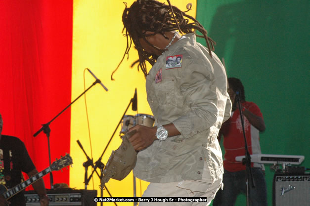 Jah Cure at Tru-Juice Rebel Salute 2008 - The 15th staging of Tru-Juice Rebel Salute, Saturday, January 12, 2008, Port Kaiser Sports Club, St. Elizabeth, Jamaica W.I. - Photographs by Net2Market.com - Barry J. Hough Sr, Photographer - Negril Travel Guide, Negril Jamaica WI - http://www.negriltravelguide.com - info@negriltravelguide.com...!