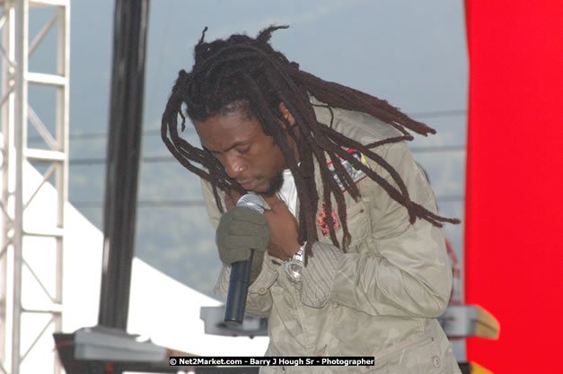 Jah Cure at Tru-Juice Rebel Salute 2008 - The 15th staging of Tru-Juice Rebel Salute, Saturday, January 12, 2008, Port Kaiser Sports Club, St. Elizabeth, Jamaica W.I. - Photographs by Net2Market.com - Barry J. Hough Sr, Photographer - Negril Travel Guide, Negril Jamaica WI - http://www.negriltravelguide.com - info@negriltravelguide.com...!