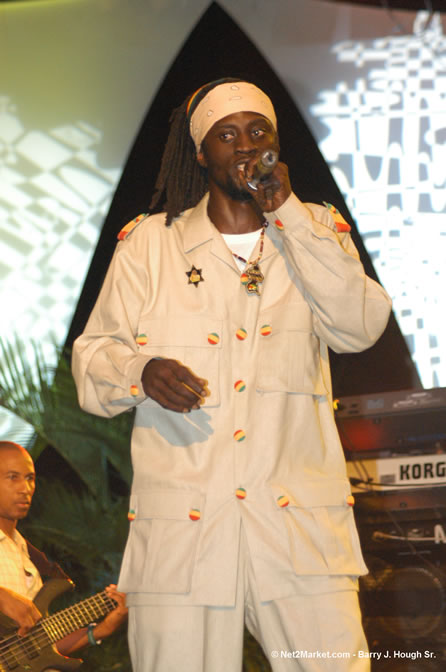 First Born Group - Red Stripe Reggae Sumfest 2005 - International Night - July 22th, 2005 - Negril Travel Guide, Negril Jamaica WI - http://www.negriltravelguide.com - info@negriltravelguide.com...!